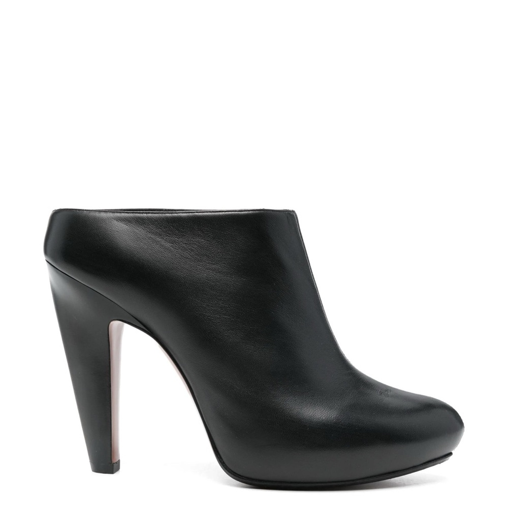 Alexander McQueen Black Edge Mules